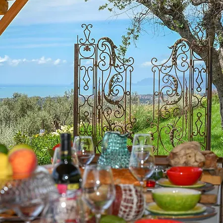 Beautiful In Ferienhaus Strettoia